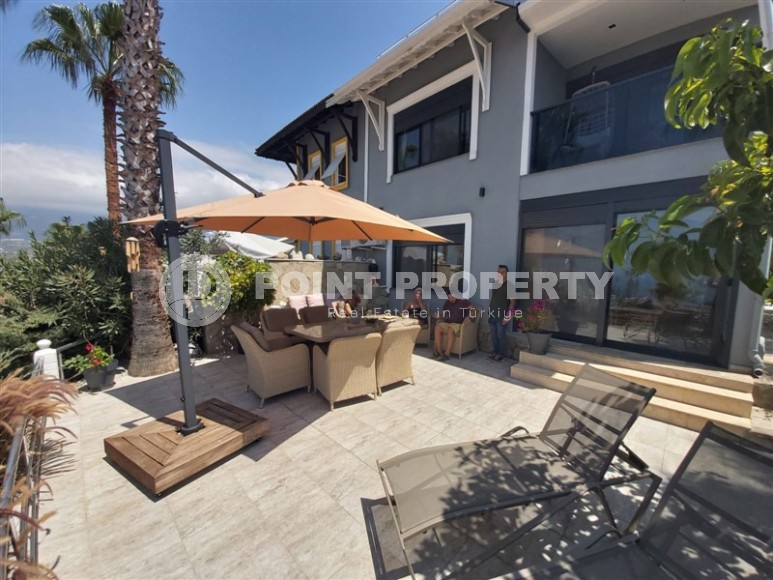 Villa with private garden in a prestigious, picturesque area of Alanya - Kargicak-id-5959-photo-20
