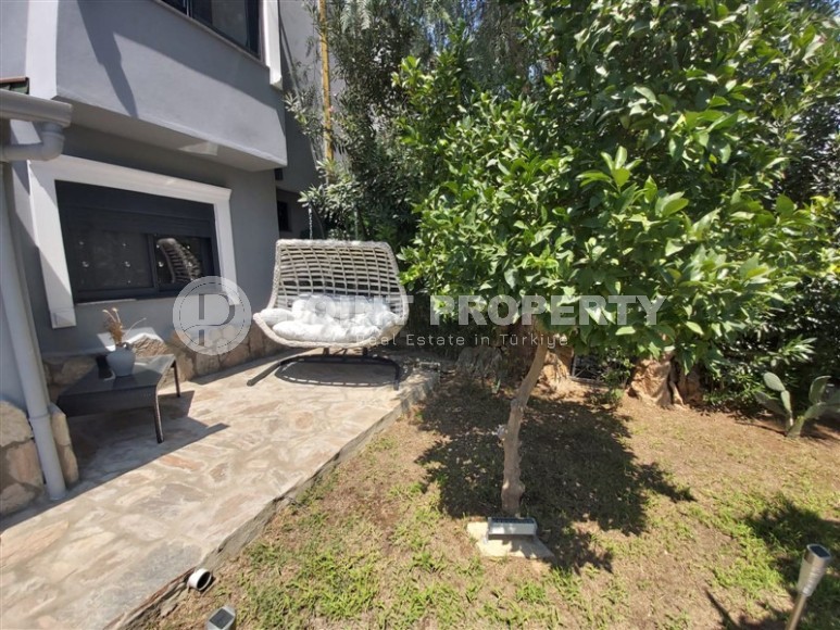 Villa with private garden in a prestigious, picturesque area of Alanya - Kargicak-id-5959-photo-21