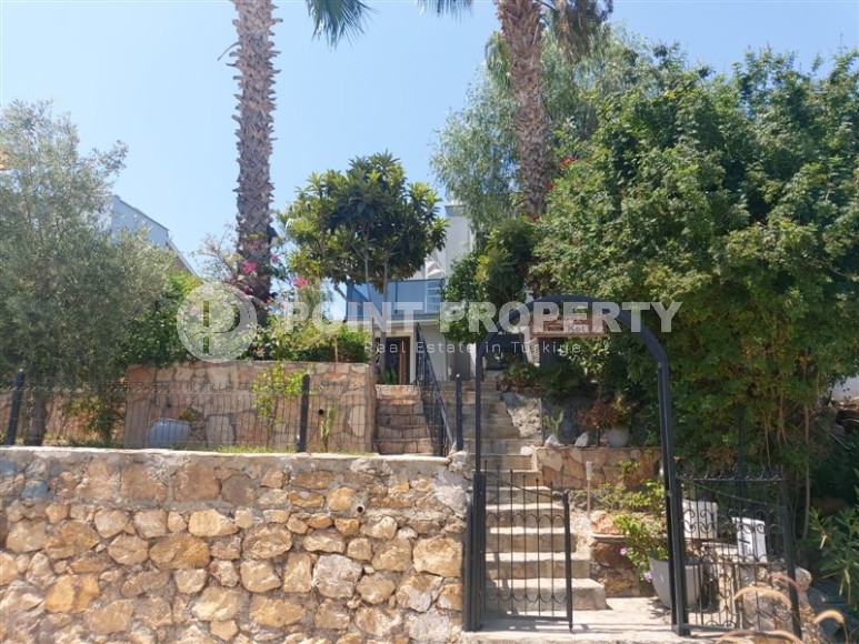 Villa with private garden in a prestigious, picturesque area of Alanya - Kargicak-id-5959-photo-22