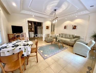 Просторные апартаменты с одной спальней, гостиной, отдельной кухней и тремя балконами в комплексе с открытым плавательным бассейном.-id-4299-фото-5