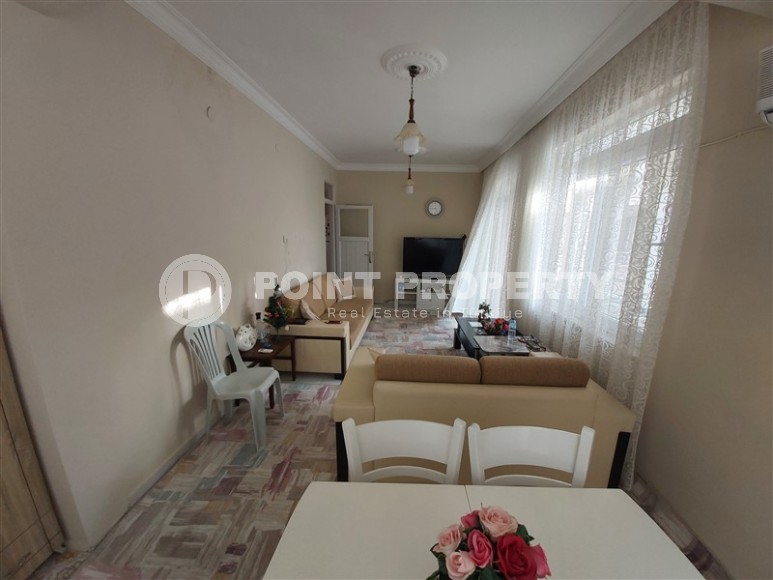 Inexpensive apartment with a total area of 100 m2, in the center of the popular area of Alanya - Mahmutlar-id-5970-photo-2
