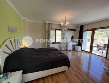 Panoramic two-level apartment with sea views, in a modern, developed area of Alanya - Mahmutlar-id-5978-photo-3