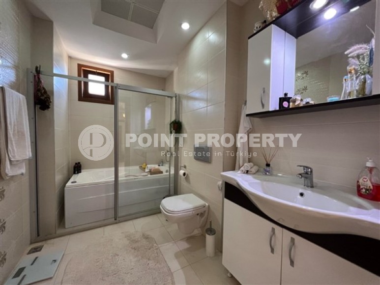 Панорамная двухуровневая квартира с видом на море, в современном, развитом районе Аланьи - Махмутлар-id-5978-фото-9