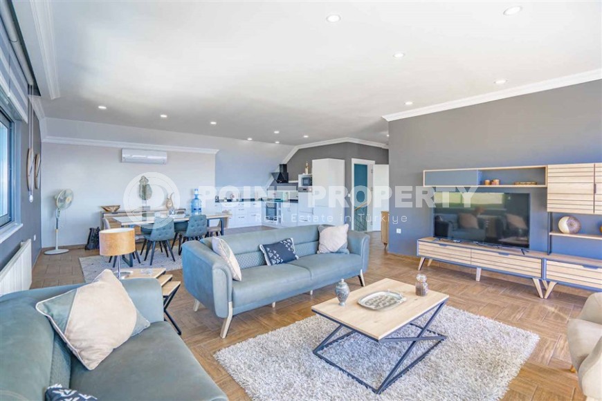 Роскошная трехэтажная вилла 14+2, с видом на море и крепость Аланьи, в престижном районе города - Бекташ-id-5979-фото-2