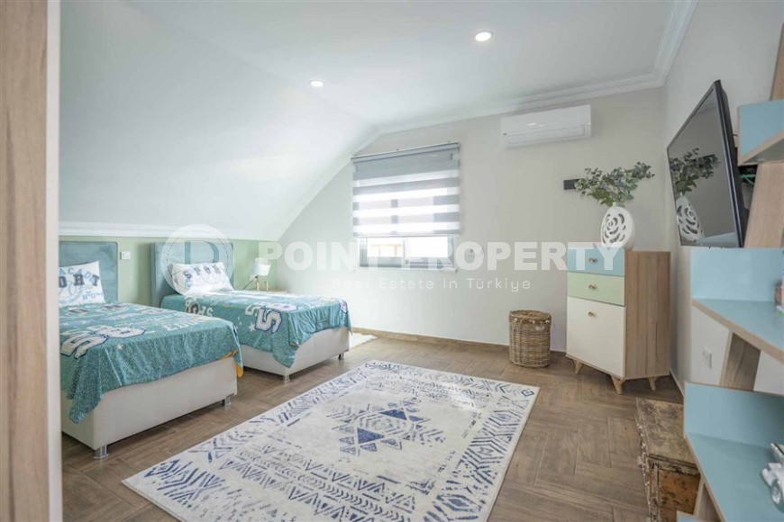 Роскошная трехэтажная вилла 14+2, с видом на море и крепость Аланьи, в престижном районе города - Бекташ-id-5979-фото-13