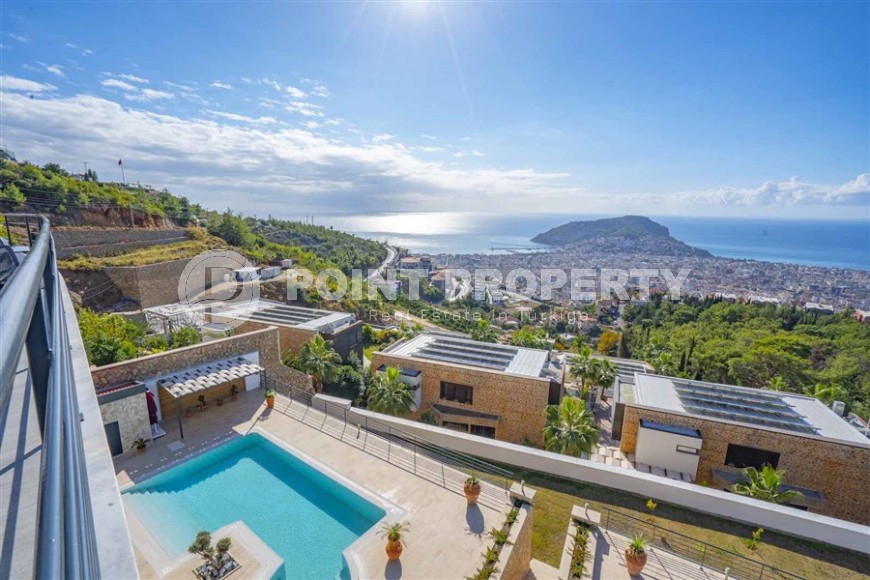 Роскошная трехэтажная вилла 14+2, с видом на море и крепость Аланьи, в престижном районе города - Бекташ-id-5979-фото-25