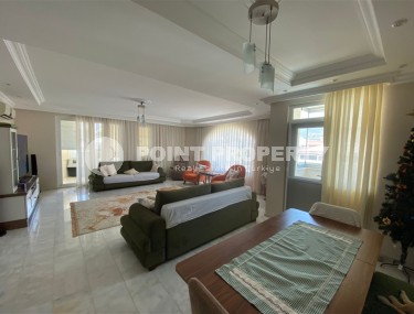 Panoramic two-level apartment, overlooking the Taurus Mountains, in a prestigious area of Alanya - Upper Oba-id-5980-photo-2