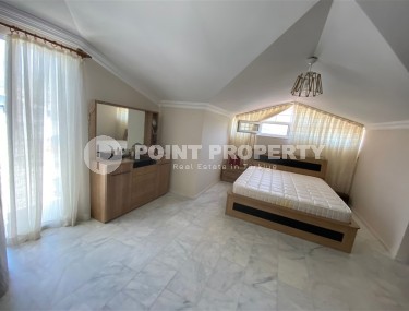 Panoramic two-level apartment, overlooking the Taurus Mountains, in a prestigious area of Alanya - Upper Oba-id-5980-photo-4