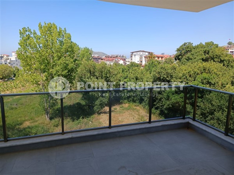 Просторная 3+1 с отдельной кухней в центре Газипаши в новом доме, 130м2-id-1469-фото-12