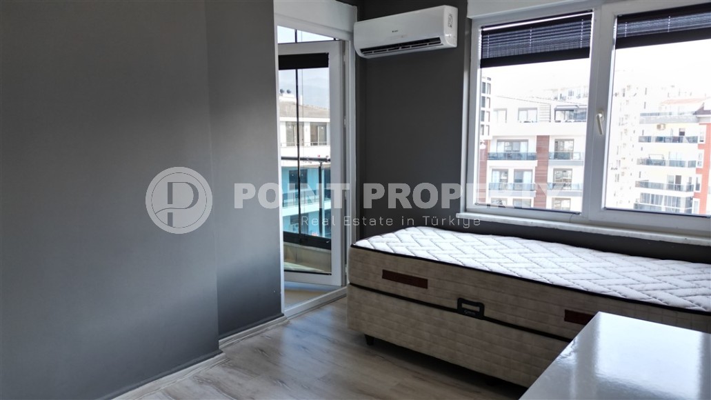 Стильная, комфортабельная квартира с современным дизайном, мебелью и бытовой техникой, в 650 метрах от моря-id-5986-фото-7