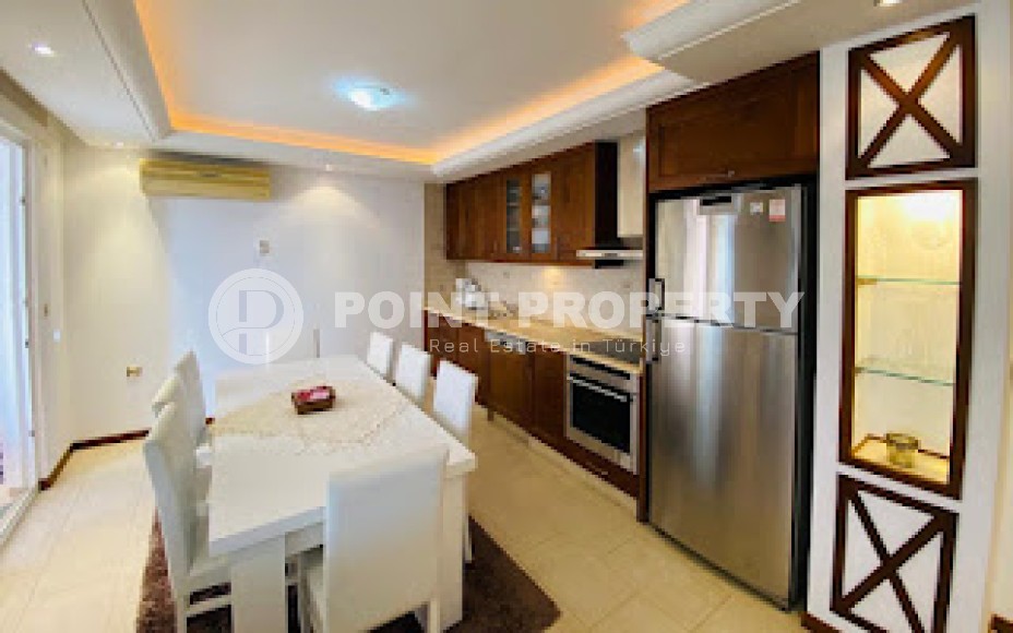 Well-furnished apartment with two bedrooms, on the very shore of the Mediterranean Sea-id-5988-photo-4