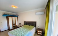 Well-furnished apartment with two bedrooms, on the very shore of the Mediterranean Sea-id-5988-photo-7