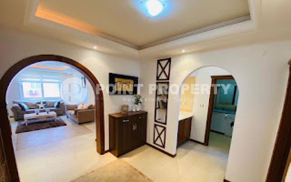 Well-furnished apartment with two bedrooms, on the very shore of the Mediterranean Sea-id-5988-photo-11