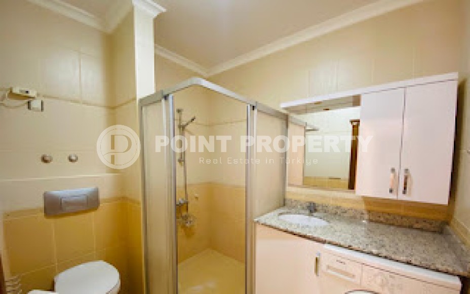 Well-furnished apartment with two bedrooms, on the very shore of the Mediterranean Sea-id-5988-photo-13