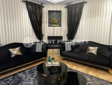 Стильная квартира с дизайнерским ремонтом, на 2-м этаже в жилом комплексе 2018 года постройки-id-5990-фото-2