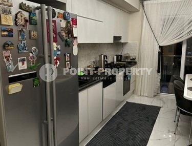 Стильная квартира с дизайнерским ремонтом, на 2-м этаже в жилом комплексе 2018 года постройки-id-5990-фото-3