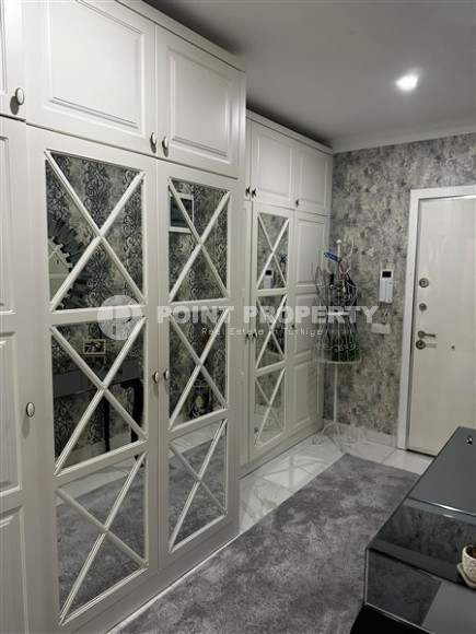 Стильная квартира с дизайнерским ремонтом, на 2-м этаже в жилом комплексе 2018 года постройки-id-5990-фото-7