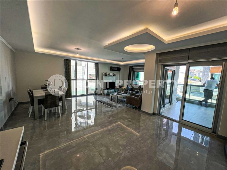 Apartment with a modern design and a bright, pleasant interior, in the center of the Oba district-id-5995-photo-3