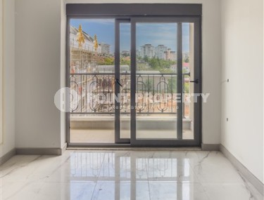 Apartments in a residential complex at the final stage of construction, one and a half kilometers from the sea-id-5999-photo-4