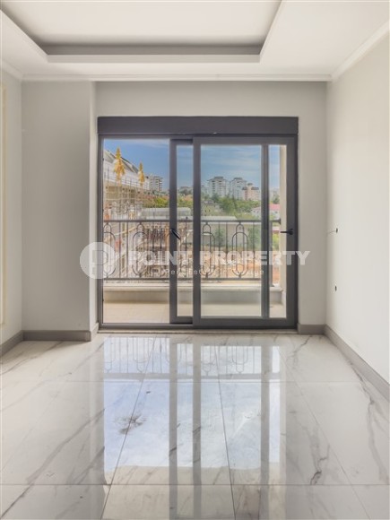 Квартиры в жилом комплексе на финальной стадии строительства, в полутора километрах от моря-id-5999-фото-4