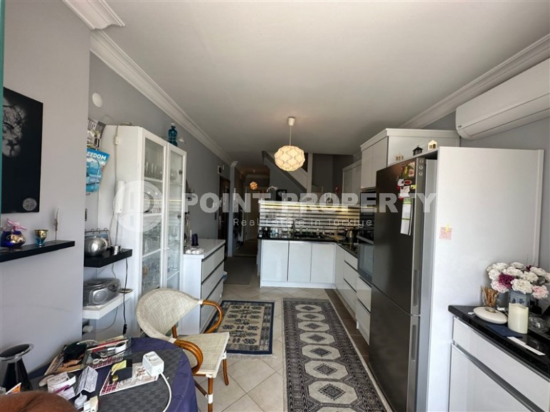 Компактная двухуровневая квартира 3+1, общей площадью 100 м2, на 4-м этаже с мансардой, в доме 2007 года постройки-id-6003-фото-3