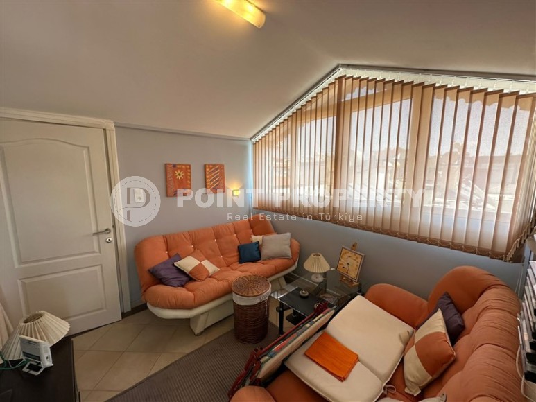 Компактная двухуровневая квартира 3+1, общей площадью 100 м2, на 4-м этаже с мансардой, в доме 2007 года постройки-id-6003-фото-6