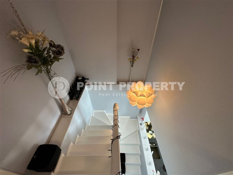 Компактная двухуровневая квартира 3+1, общей площадью 100 м2, на 4-м этаже с мансардой, в доме 2007 года постройки-id-6003-фото-8