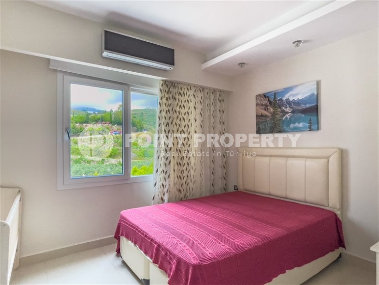 Modern, comfortable apartment 3+1, on an area of 140 m2, in the center of Mahmutlar district-id-6012-photo-5