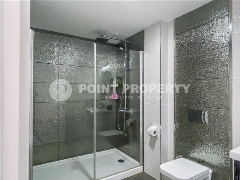 Modern, comfortable apartment 3+1, on an area of 140 m2, in the center of Mahmutlar district-id-6012-photo-8