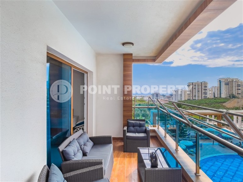 Modern, comfortable apartment 3+1, on an area of 140 m2, in the center of Mahmutlar district-id-6012-photo-12