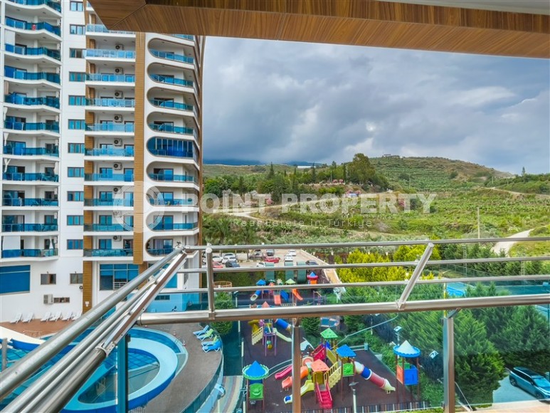 Modern, comfortable apartment 3+1, on an area of 140 m2, in the center of Mahmutlar district-id-6012-photo-14