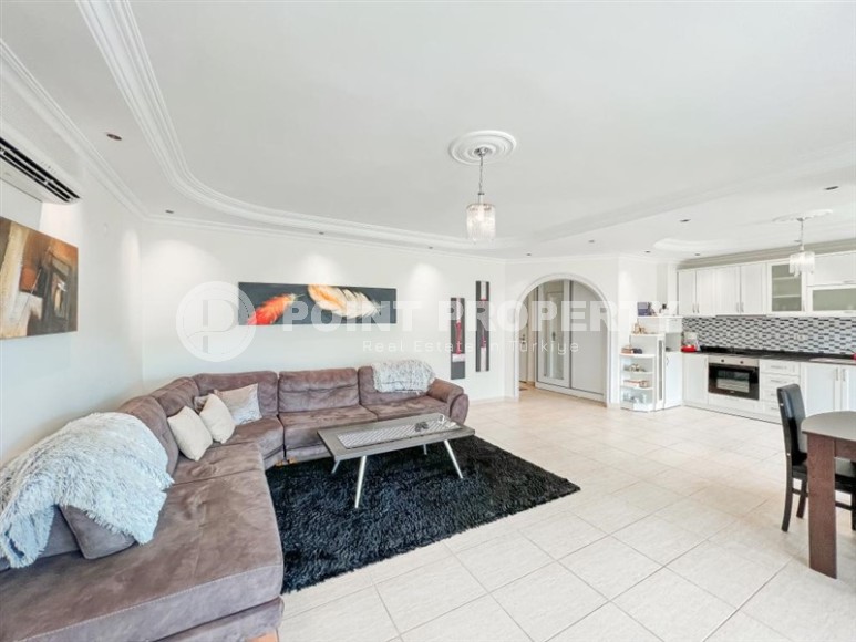 Light, atmospheric apartment with mountain views, in a quiet area of Alanya - Cikcilli-id-6022-photo-1