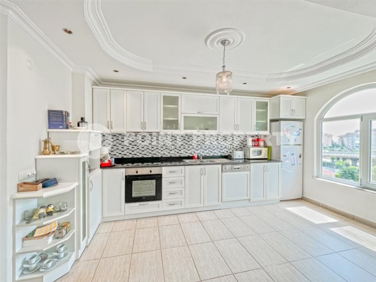 Light, atmospheric apartment with mountain views, in a quiet area of Alanya - Cikcilli-id-6022-photo-4