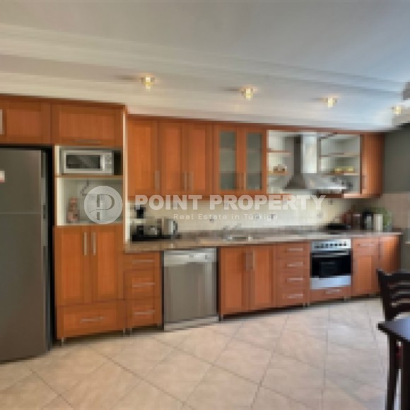 Comfortable apartment 200 meters from the sea, in the center of the modern area of Alanya - Mahmutlar-id-6026-photo-2