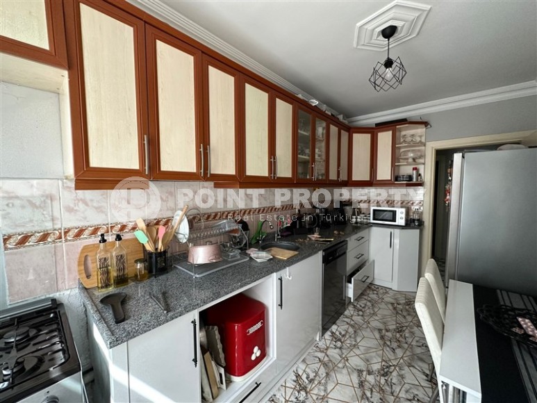 Просторная квартира 2+1, на площади 130 м2, в спокойном, благоустроенном районе Аланьи - Тосмур-id-6027-фото-3