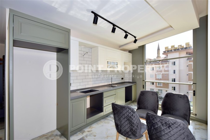 New apartment with high quality finishing, 150 meters from the luxurious Cleopatra Beach, in the center of Alanya-id-6034-photo-6