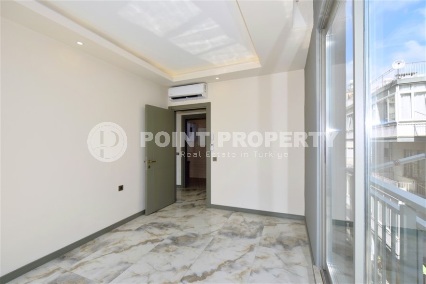 New apartment with high quality finishing, 150 meters from the luxurious Cleopatra Beach, in the center of Alanya-id-6034-photo-10