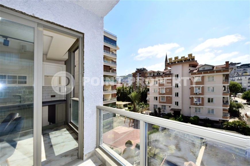 New apartment with high quality finishing, 150 meters from the luxurious Cleopatra Beach, in the center of Alanya-id-6034-photo-17