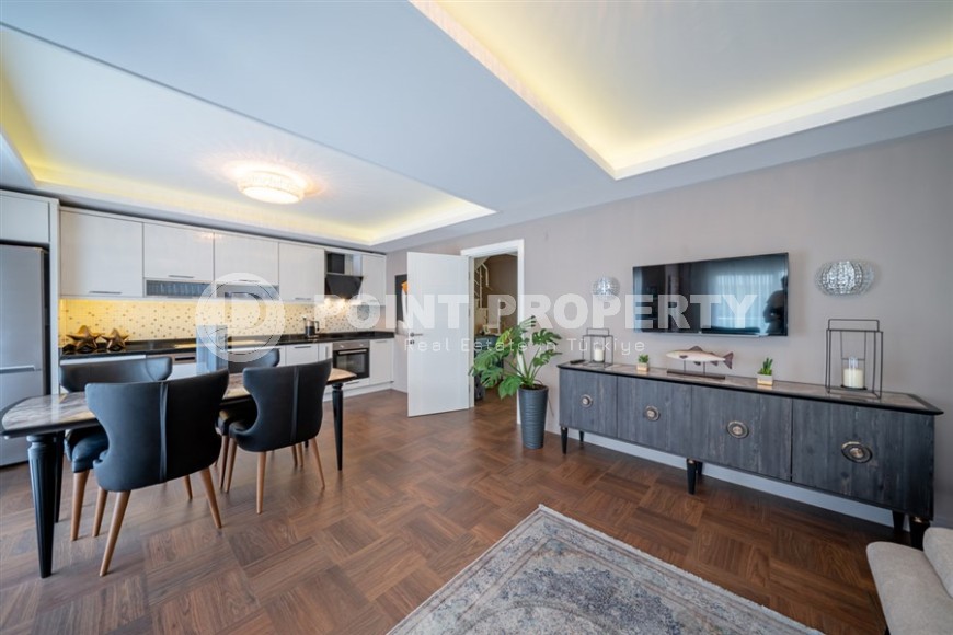 Современная квартира с мебелью и бытовой техникой, на 9-м этаже с мансардой, в районе Авсаллар-id-6035-фото-2