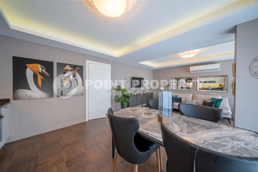 Современная квартира с мебелью и бытовой техникой, на 9-м этаже с мансардой, в районе Авсаллар-id-6035-фото-3