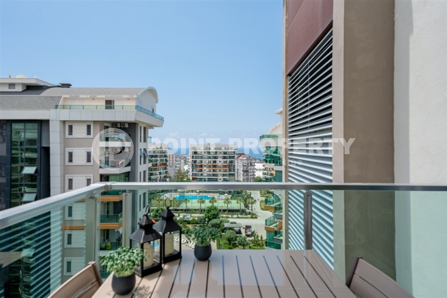 Современная квартира с мебелью и бытовой техникой, на 9-м этаже с мансардой, в районе Авсаллар-id-6035-фото-10