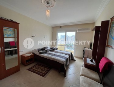 Apartment with sea views, on the 6th floor in a residential complex built in 2010, in the center of Mahmutlar district-id-6036-photo-4