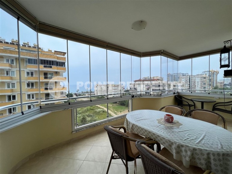 Квартира с видом на море, на 6-м этаже в жилом комплексе 2010 года постройки, в центре района Махмутлар-id-6036-фото-9