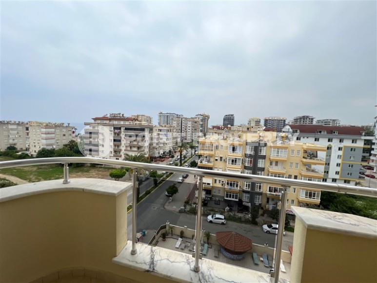 Квартира с видом на море, на 6-м этаже в жилом комплексе 2010 года постройки, в центре района Махмутлар-id-6036-фото-11