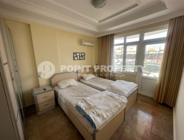 Меблированная двухуровневая квартира на 7-м этаже с мансардой, в 300 метрах от пляжа, в центре спокойного района Аланьи - Тосмур-id-6037-фото-4