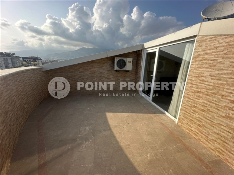 Меблированная двухуровневая квартира на 7-м этаже с мансардой, в 300 метрах от пляжа, в центре спокойного района Аланьи - Тосмур-id-6037-фото-15