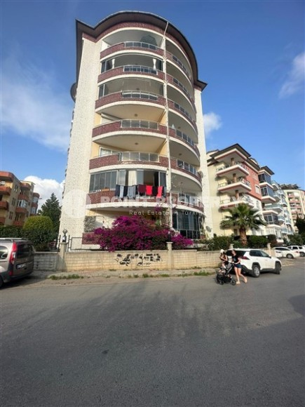 Меблированная двухуровневая квартира на 7-м этаже с мансардой, в 300 метрах от пляжа, в центре спокойного района Аланьи - Тосмур-id-6037-фото-21