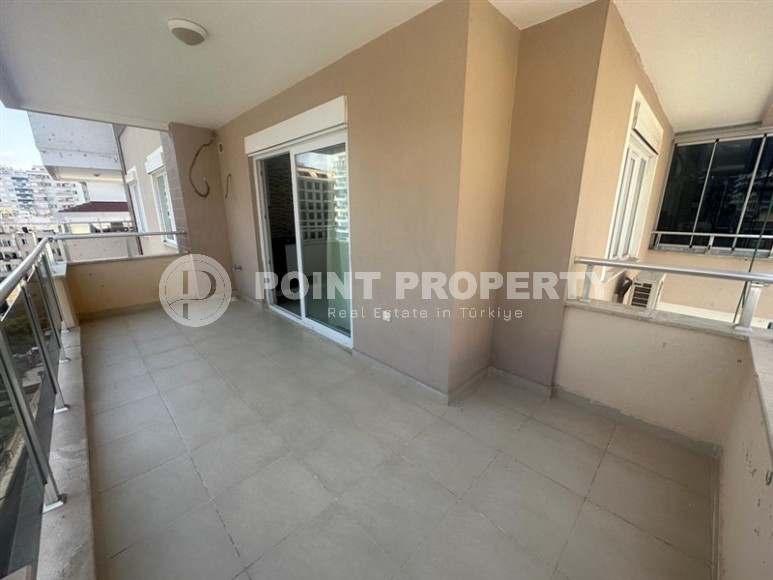 Small apartment with mountain views, 150 meters from the sea, in the center of Mahmutlar-id-6039-photo-7