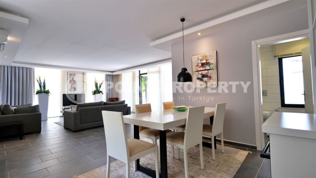 Detached three-storey villa with luxurious views of the sea and Alanya fortress, in the prestigious area of Alanya - Kestel-id-6040-photo-2