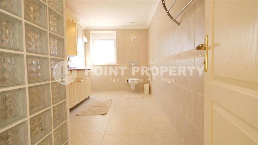 Detached three-storey villa with luxurious views of the sea and Alanya fortress, in the prestigious area of Alanya - Kestel-id-6040-photo-19